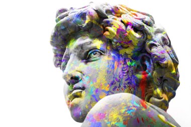 Michelangelo 'nun David' in kafasındaki renkli mürekkep beyaz bir arka planda izole edilmiş.