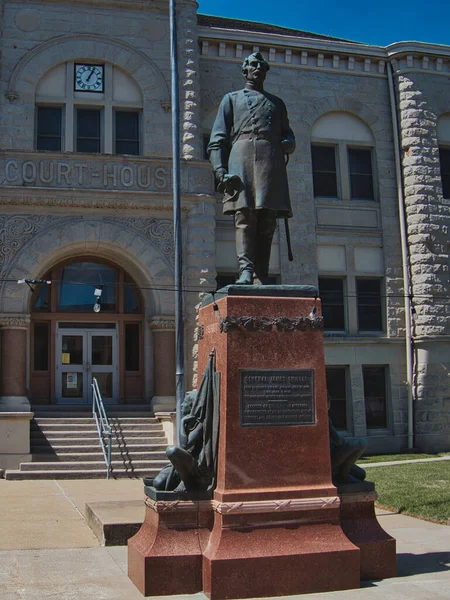 Gerichtsgebäude Carroll County Missouri Carrollton Statue Von General James Shields — Stockfoto