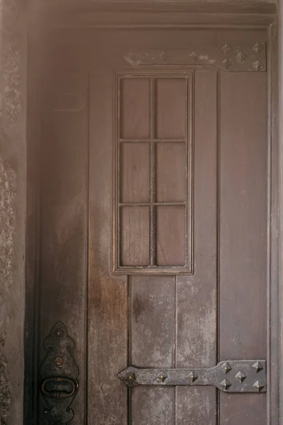 Ένα Κοντινό Πλάνο Μιας Vintage Πόρτας Παράθυρο — Φωτογραφία Αρχείου