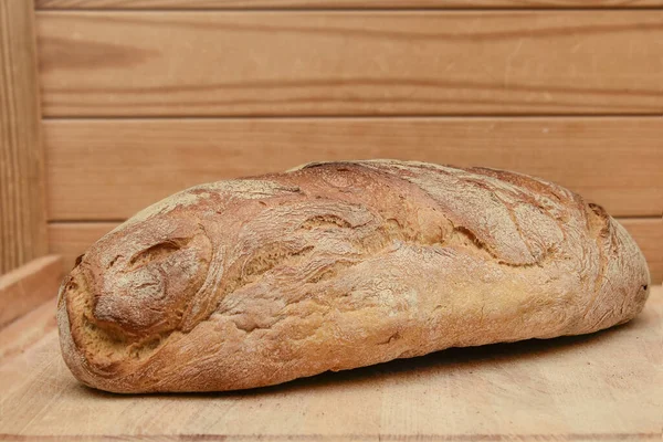 Pan Recién Hecho Una Tabla Cortar Madera Cocina — Foto de Stock