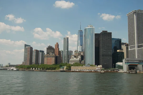 Krajobraz Nowego Jorku Budynkami Wtc Nad Zatoką East River Usa — Zdjęcie stockowe