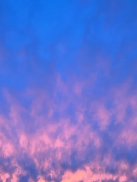 日没や日の出の活気のある空 — ストック写真