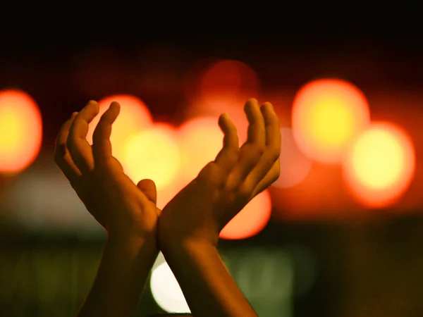 Closeup Shot Two Hands Making Heart Bokeh Light Background — Stock Photo, Image