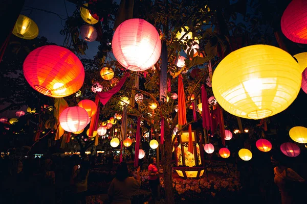 Una Bella Foto Lanterne Giapponesi Notte Strada — Foto Stock