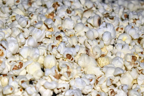 Popcorn Plastpåse Som Bakgrund Närbild — Stockfoto