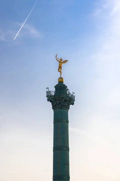 Paris Bastille Altın Melek Heykeli Ile Sütun — Stok fotoğraf