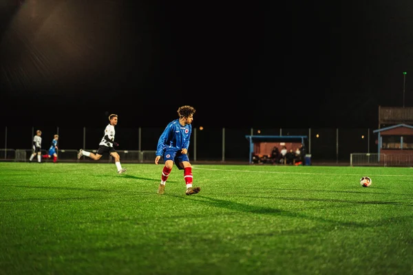Genç Futbolcular 2022 Karlslund Ile Orebro Maçını Oynuyorlar — Stok fotoğraf