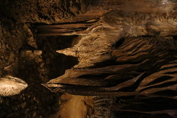 Ein Blick Eine Höhle Mit Abstrakten Formationen — Stockfoto