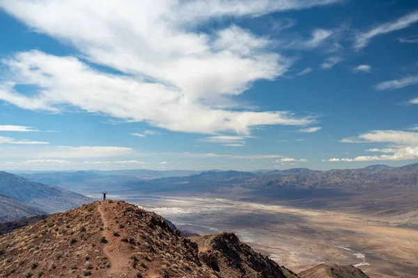 Szczyt Gór Przeciwko Dolinie Śmierci Wschodniej Kalifornii Pustyni Mojave Pustyni — Zdjęcie stockowe