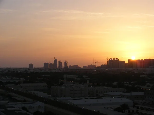 Gyönyörű Naplemente Kilátás Abu Dhabi Egyesült Arab Emírségek — Stock Fotó