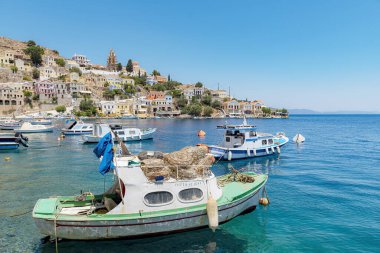 Symi Yunan adası ve Dodecanese ada grubunun bir parçası.
