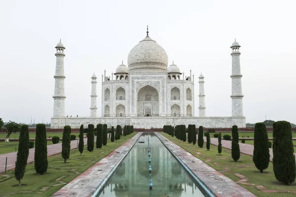 Uma Vista Deslumbrante Taj Mahal Agra Índia — Fotografia de Stock