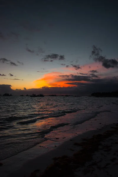 Den Fascinerande Solnedgång Himlen Över Havet Solig Kväll Sommaren — Stockfoto