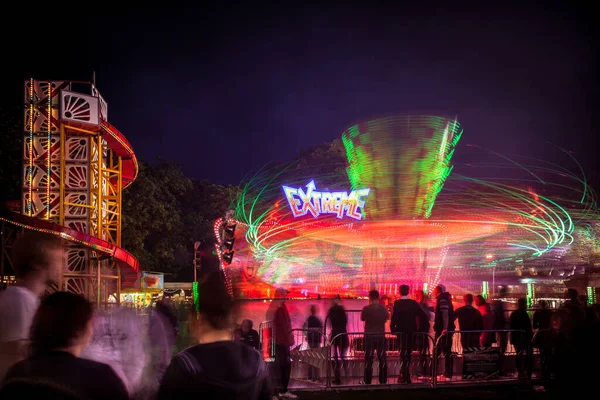 Verlichte Lichtpaden Van Ritten Het Witney Feest — Stockfoto