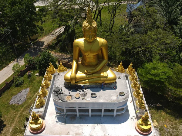 Eine Luftaufnahme Der Berühmten Statue Des Großen Buddha Von Thailand — Stockfoto