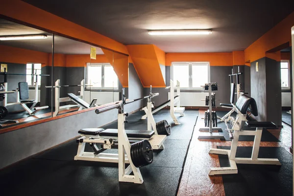 Beautiful Shot Interior Gym Brustpresse Machines Equipment Body Building Gym — Stock Photo, Image