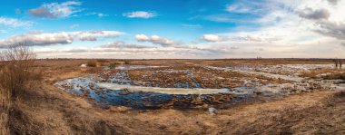 Moskova, Rusya 'daki Moskvoretsky sel yatağı rezervinin panoramik bir görüntüsü