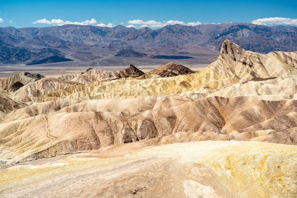 Massive Rocks Death Valley Eastern California Mojave Desert Great Basin — Stock Photo, Image