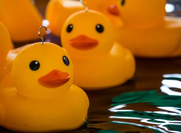 Plastic Ducks Children Hook Duck Game Kirtlington Feast Funfair England — Stock Photo, Image