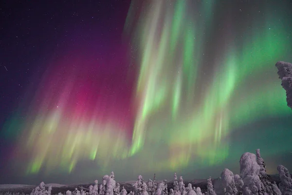 Uma Vista Deslumbrante Aurora Alasca — Fotografia de Stock
