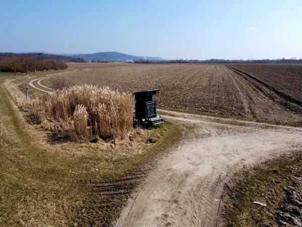 Ein Weizenhacker Auf Einem Landwirtschaftlichen Feld — Stockfoto