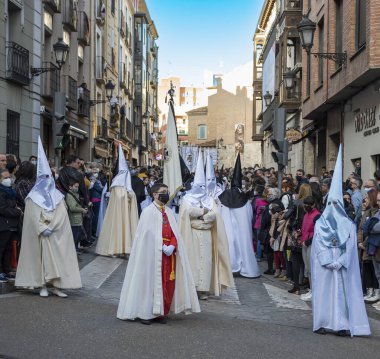 İspanya Valladolid 'de Kutsal Hafta boyunca Palm Sunday' deki törenler