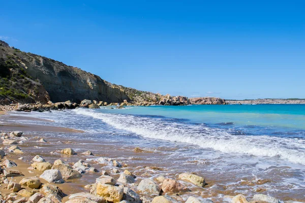 Las Olas Azul Del Mar Mediterráneo Playa Arena Bahía Imgiebah —  Fotos de Stock
