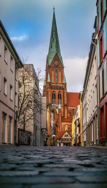 Vertical Shot Schwerin Cathedral Street Schwerin Germany — Stock Photo, Image