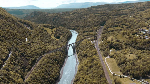 Luchtfoto Van Een Brug Rivier Fascinerende Natuur Zwitserland — Stockfoto