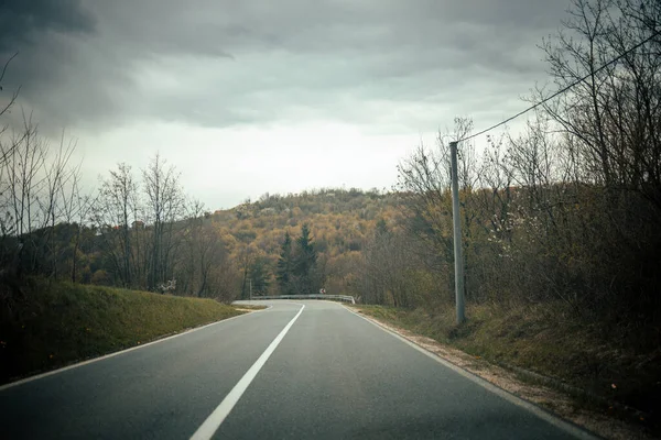 Beautiful Shot Roadway Middle Mountain — Stock Photo, Image