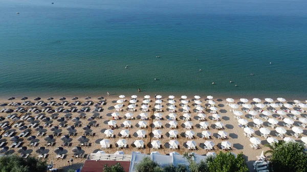 Aerial Drone Shot Umbrellas Sandy Beach Sea Flogita Greece — Stock Photo, Image