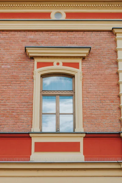 Closeup Glass Window Brick Building — Stock Photo, Image