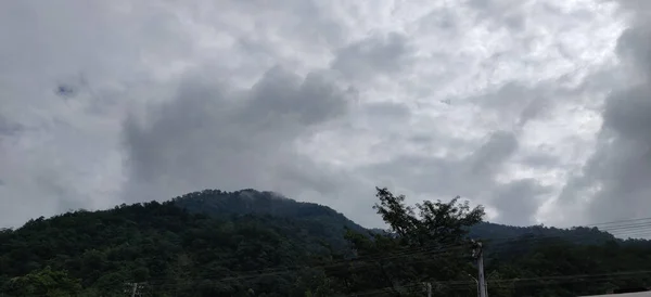 Bellissimo Paesaggio Delle Montagne Con Cielo — Foto Stock