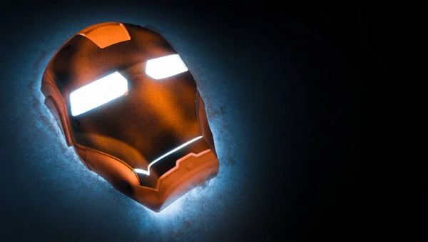 Olcsó Koppintás Iron Man Játék Maszk Művészi Világítás Ali Express — Stock Fotó