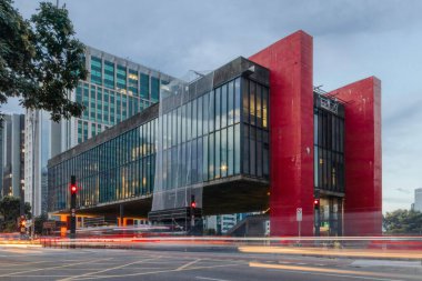 Brezilya 'daki Sao Paulo Sanat Müzesi' nin modern binası.