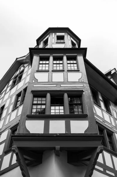 Серый Масштаб Красивого Снимка Исторического Здания Расположенного Санкт Галлен Швейцария — стоковое фото