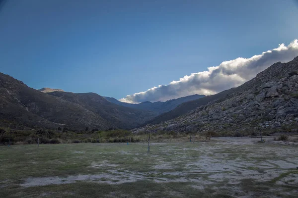 Una Vista Ipnotizzante Bellissimo Paesaggio Montano — Foto Stock