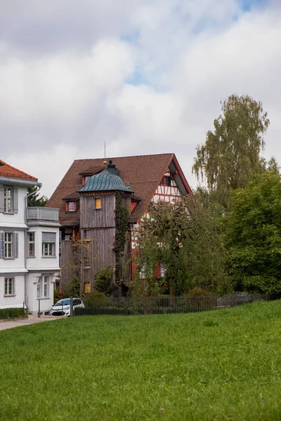 Hermoso Plano Vertical Del Edificio Histórico Situado Saint Gallen Suiza — Foto de Stock