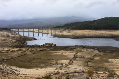 Aceredo, İspanya 'da bir nehri olan kurak bir arazi.