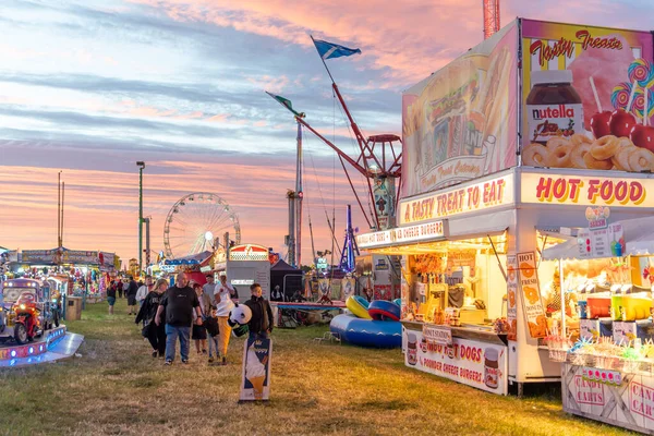 Mensen Die Vrije Tijd Doorbrengen Kermis 140Th Hoppings Town Moor — Stockfoto