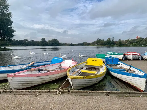 Thorpeness Suffolk Ngiltere Meare Kiralanan Renkli Sandallar — Stok fotoğraf