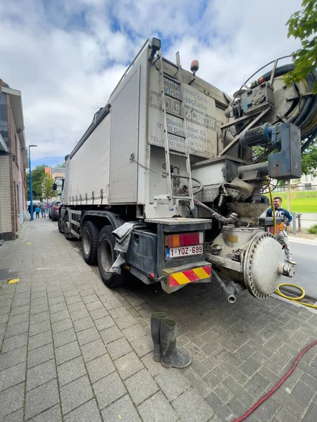 Großer Flurförderwagen Parkt Auf Der Straße Brüssel — Stockfoto
