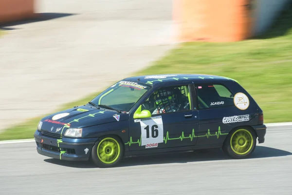 Racing Car Asphalt Track Renault Clio — Stock Photo, Image