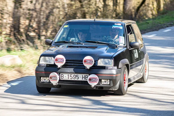 Utilitario Deportivo Francés Negro Rally Asfalto Renault Turbo —  Fotos de Stock