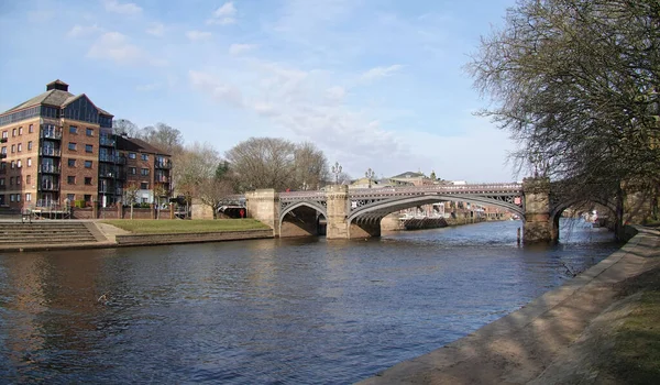 Vacker Utsikt Över Skeldergate Bridge Över Floden Ouse York Storbritannien — Stockfoto