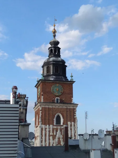 Vertikální Záběr Radniční Věže Polském Krakově — Stock fotografie