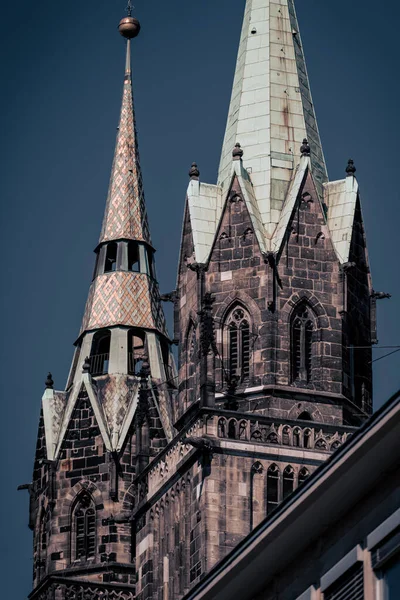 Une Belle Vue Sur Une Église Sous Ciel Bleu Nuremberg — Photo