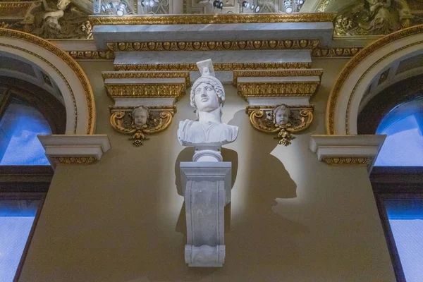 Lovitură Unghi Scăzut Unui Bust Antic Muzeul Istorie Artei Viena — Fotografie, imagine de stoc