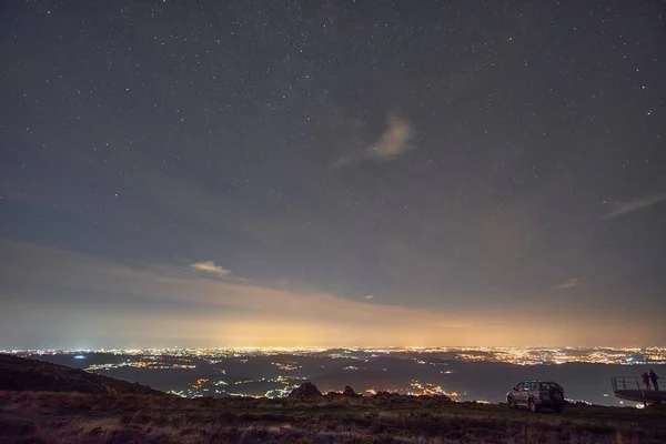 Uma Foto Panorâmica Brilhante Bela Cidade Arouca Noite Portugal — Fotografia de Stock