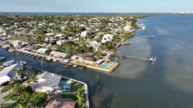 Florida 'da normal bir plaj görüntüsü.